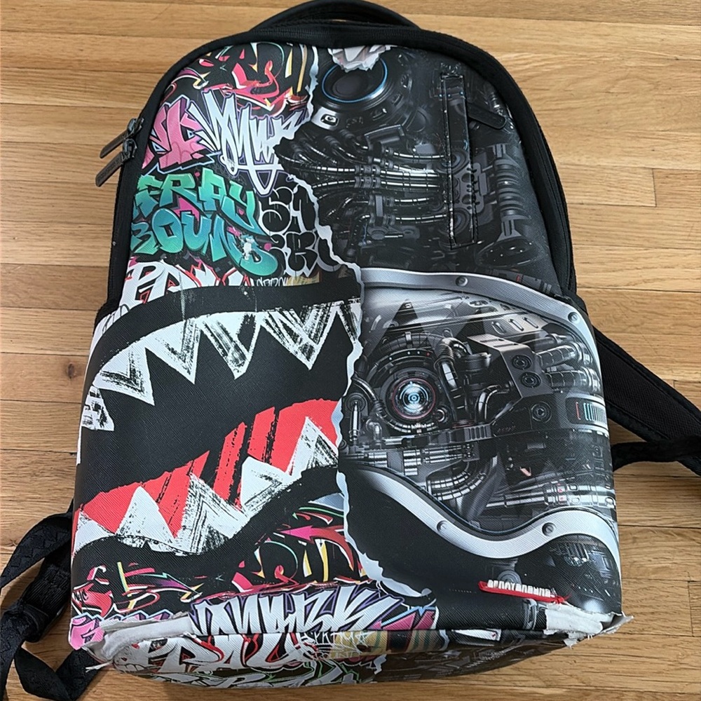 SPRAYGROUND backpack.